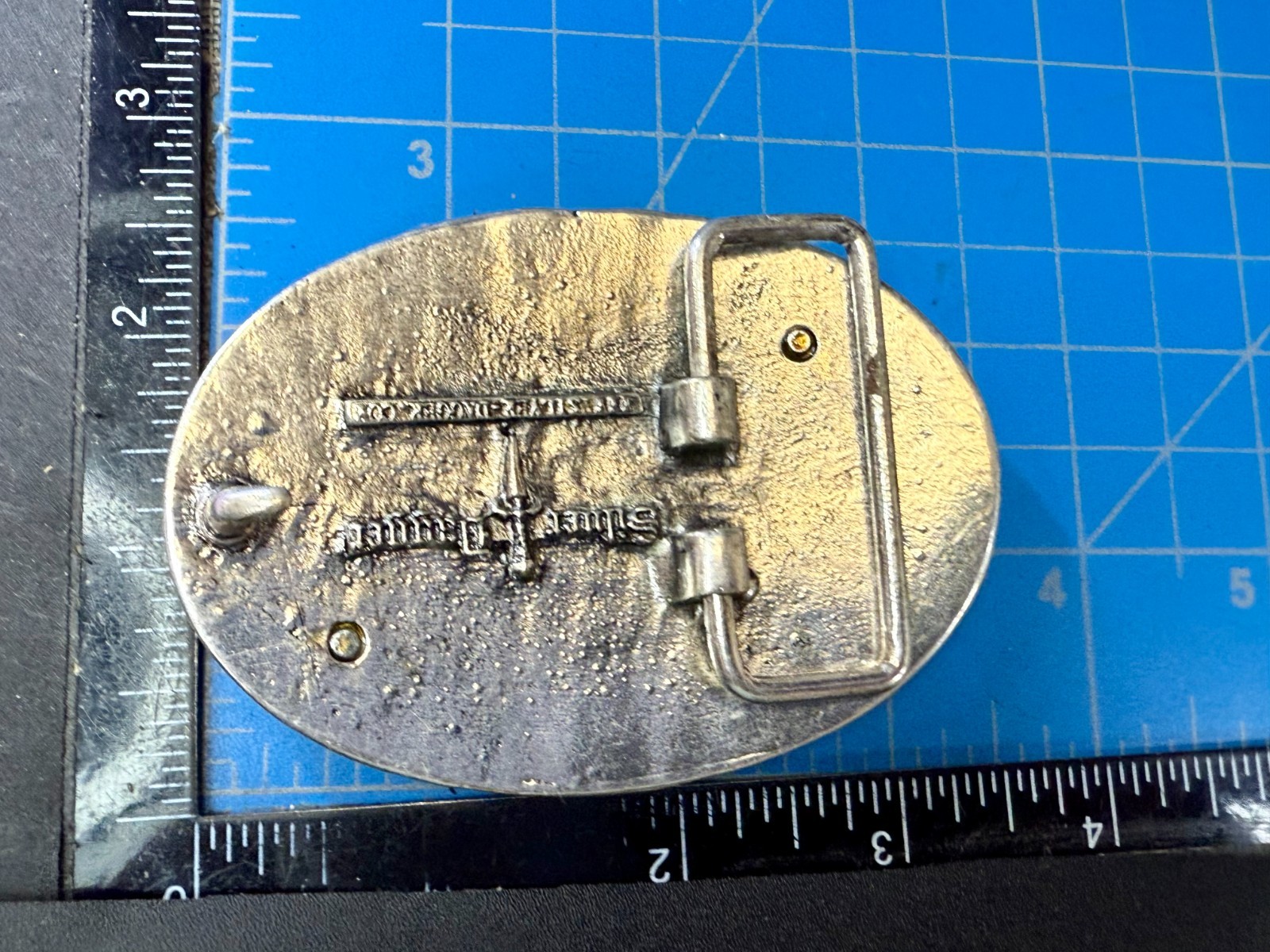 Crossed Sword&rsquo;s Weapon Gothic Punk Vibe Silver Color Silver Dagger Belt Buckle