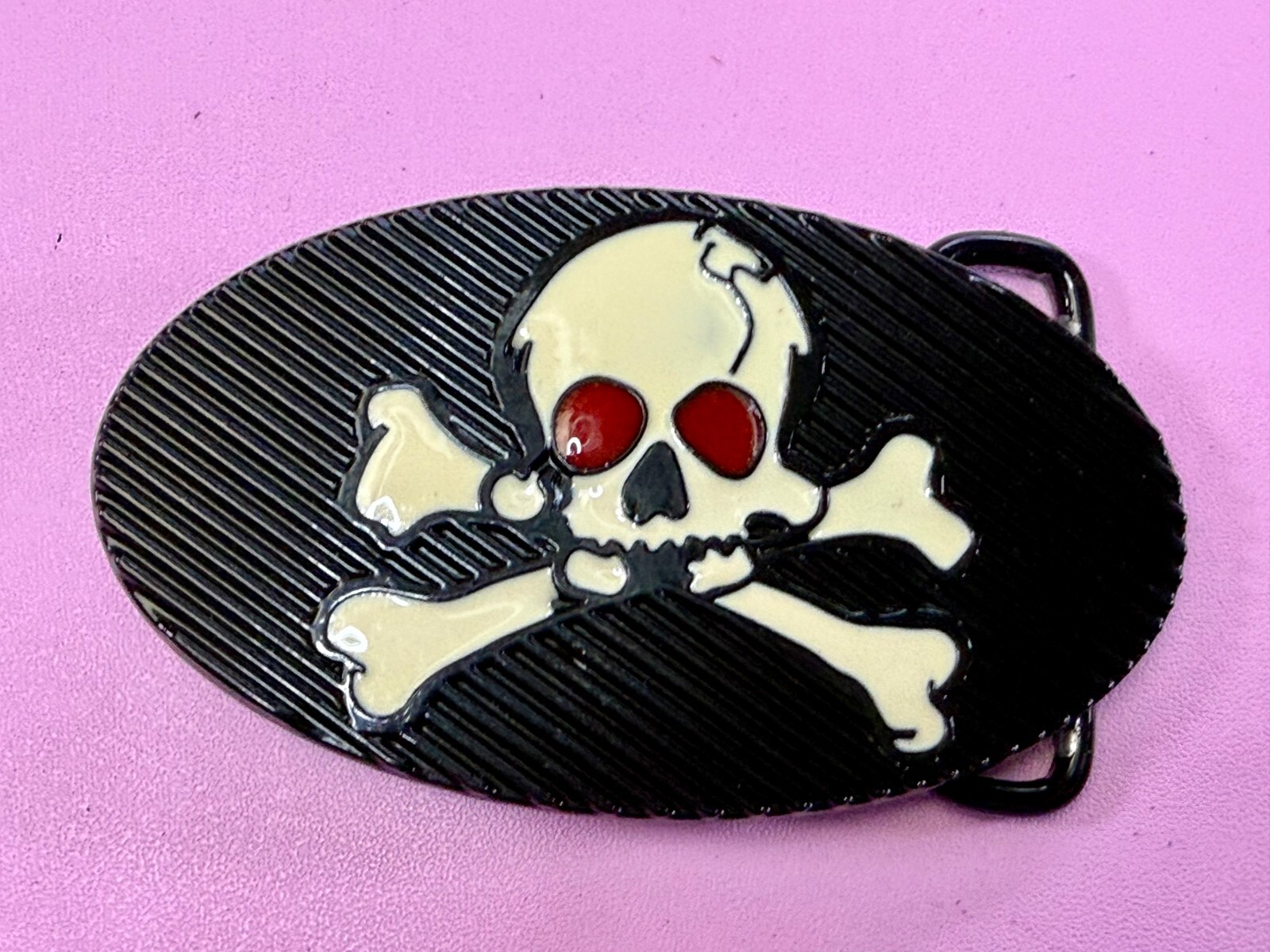 Creepy Red Eyes Skull Crossbones Halloween Gothic Punk Vibe Enameled Belt Buckle