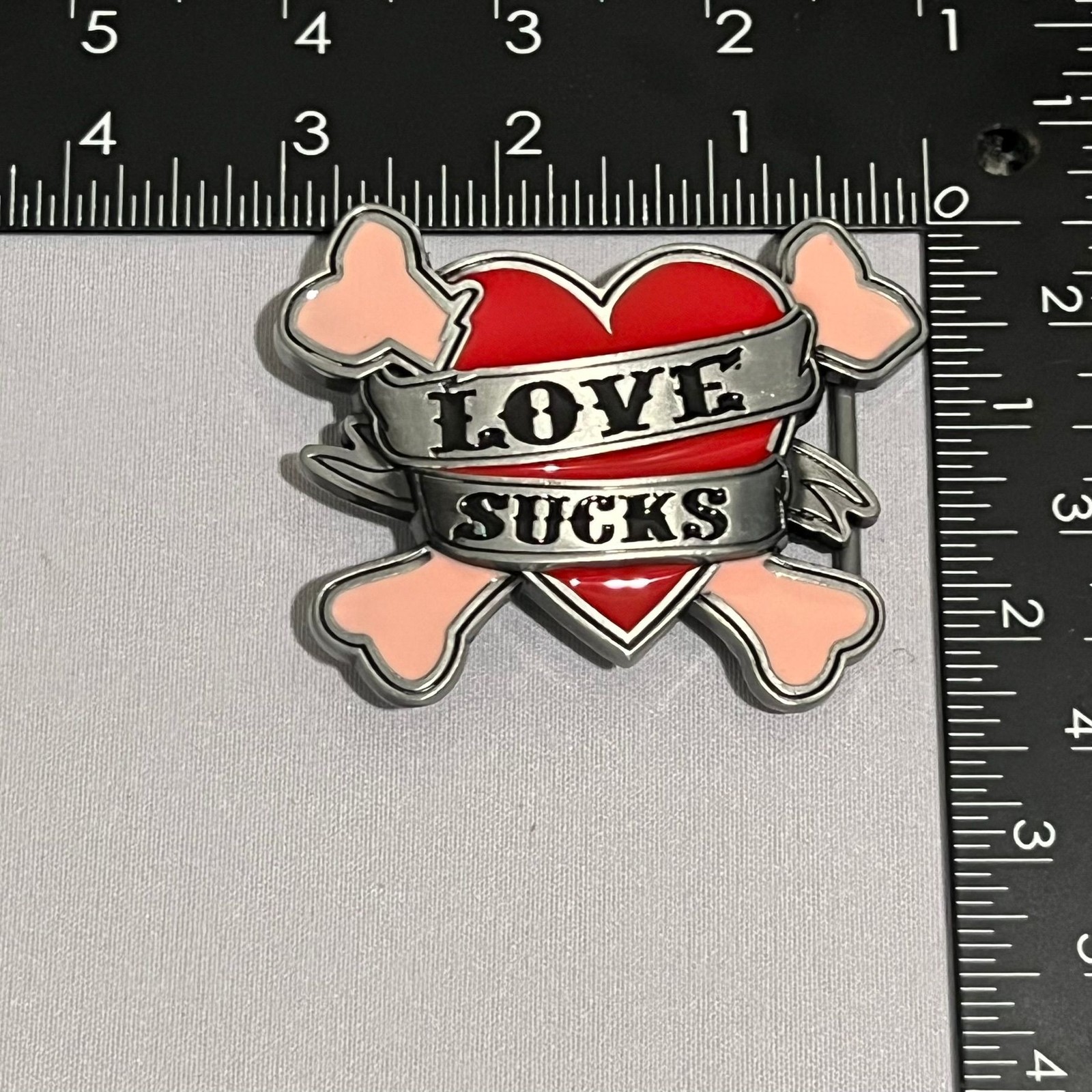 Love Sucks Heart Crossbones Belt Buckle Enamel Metal Red Pink Novelty Biker