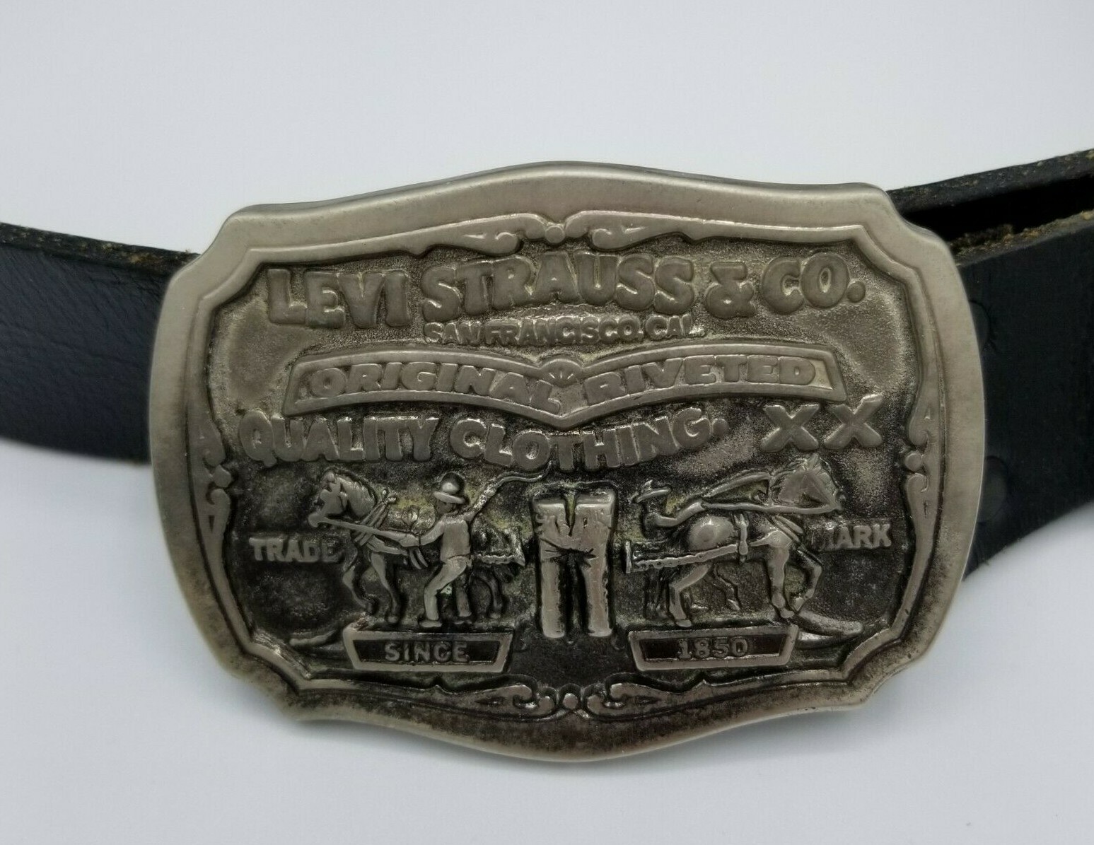 Levi&rsquo;s Leather Belt Black Two Horse Brand Limited Edition Buckle Size 42/105