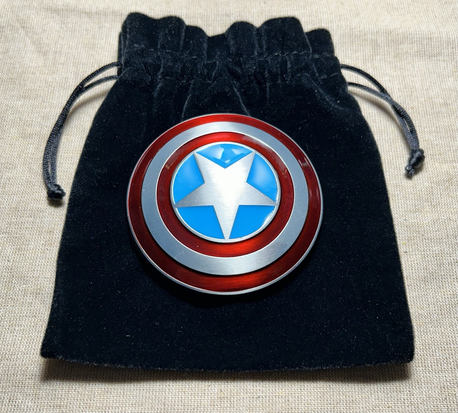 Captain America Shield Avengers Superhero Metal and Enamel Belt Buckle