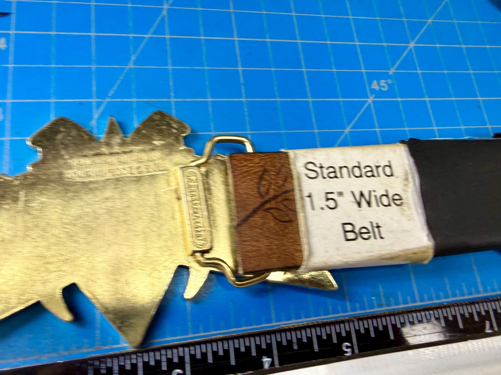 The Legend of Zelda Iconic Golden Hylian Crest 2008 Nintendo Belt Buckle