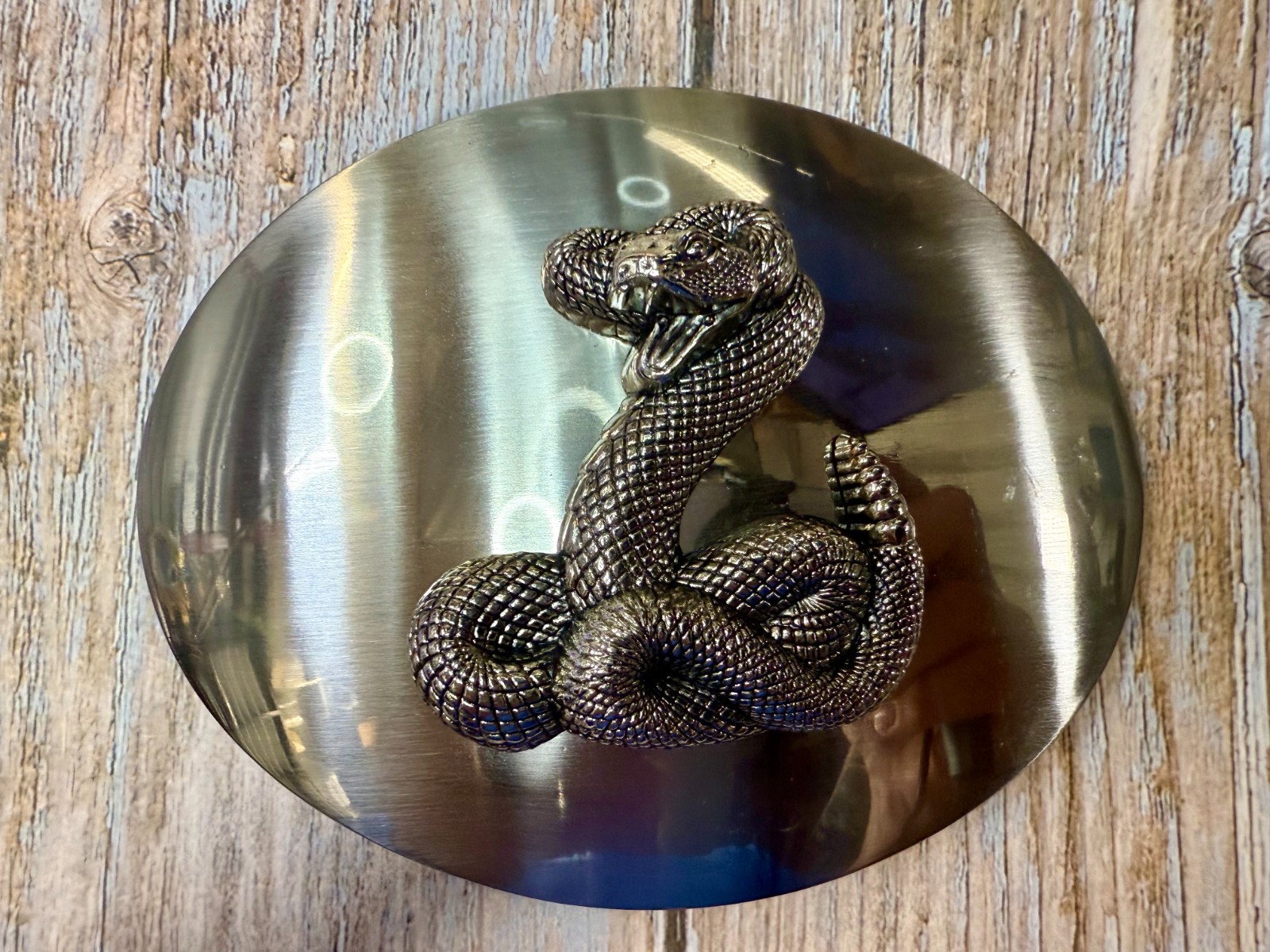 Snake Attacking Fangs Slithering Rattlesnake LARGE Silver Color NOS Belt Buckle