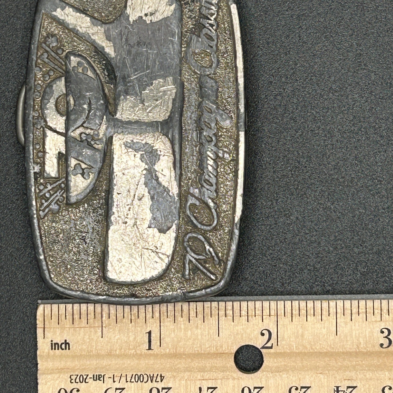 1979 Champagne Classic Golf Belt Buckle Silver Tone Pewter 70s