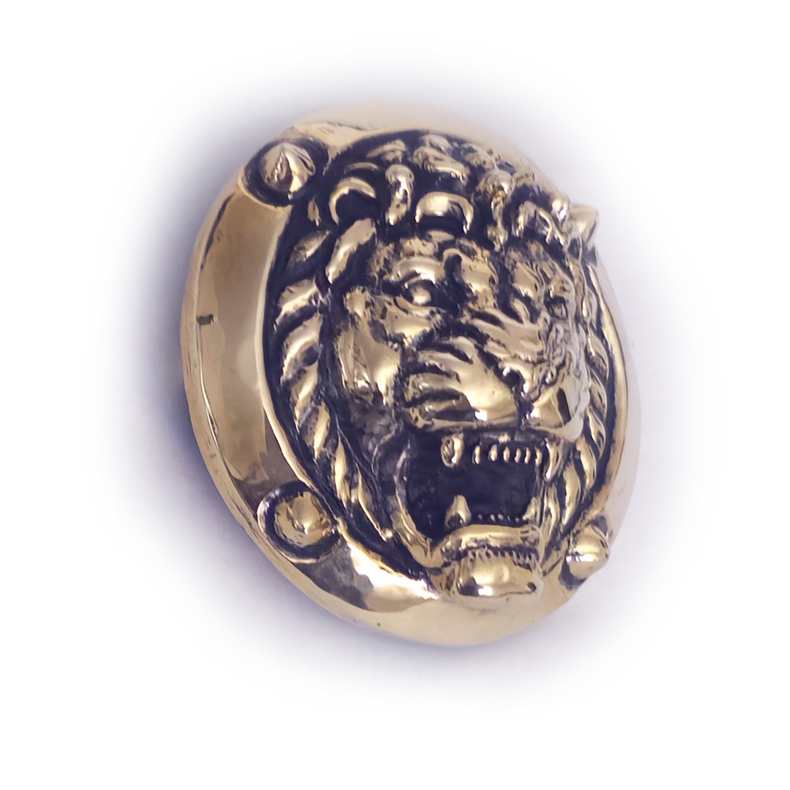 Lion Attacking Head Brass Round Belt Buckle