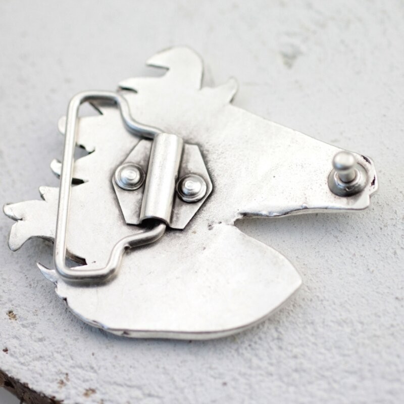 Horse Head Belt Buckle With Detailed Design In Antique Silver Finish