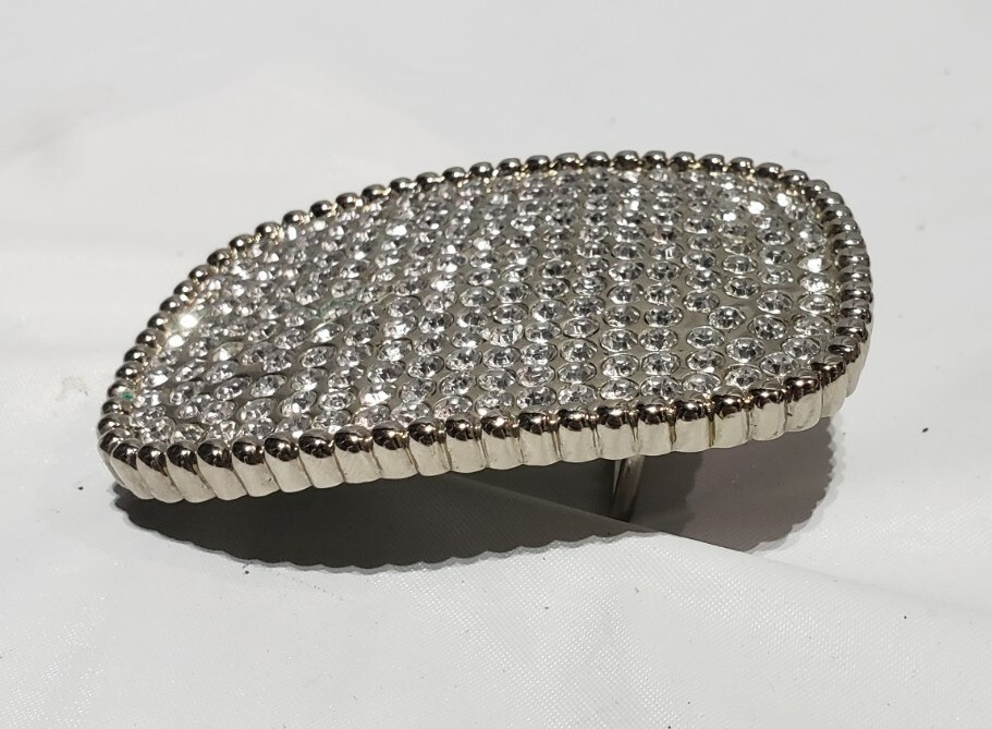 CLEAR CRYSTALS ART FASHION SILVERTONE BELT BUCKLE B FUSSY