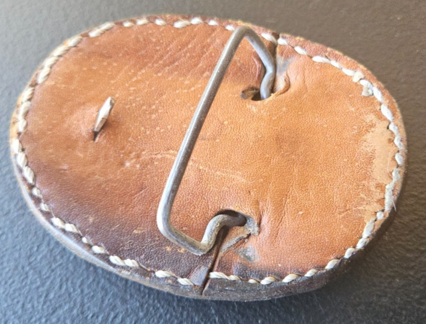 BULL IMAGE. GENUINE LEATHER . EBROIDERED BELT BUCKLE. WHITE ON DARK LEATHER