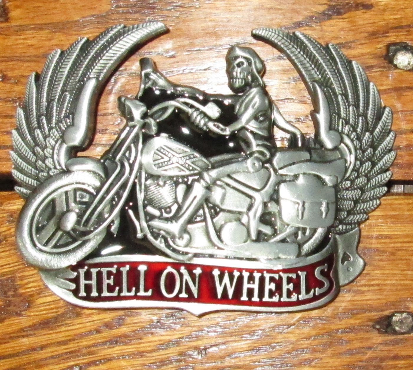 Hell on Wheels Motorcycle Belt Buckle Skull Skeleton Rebel Southern Wings