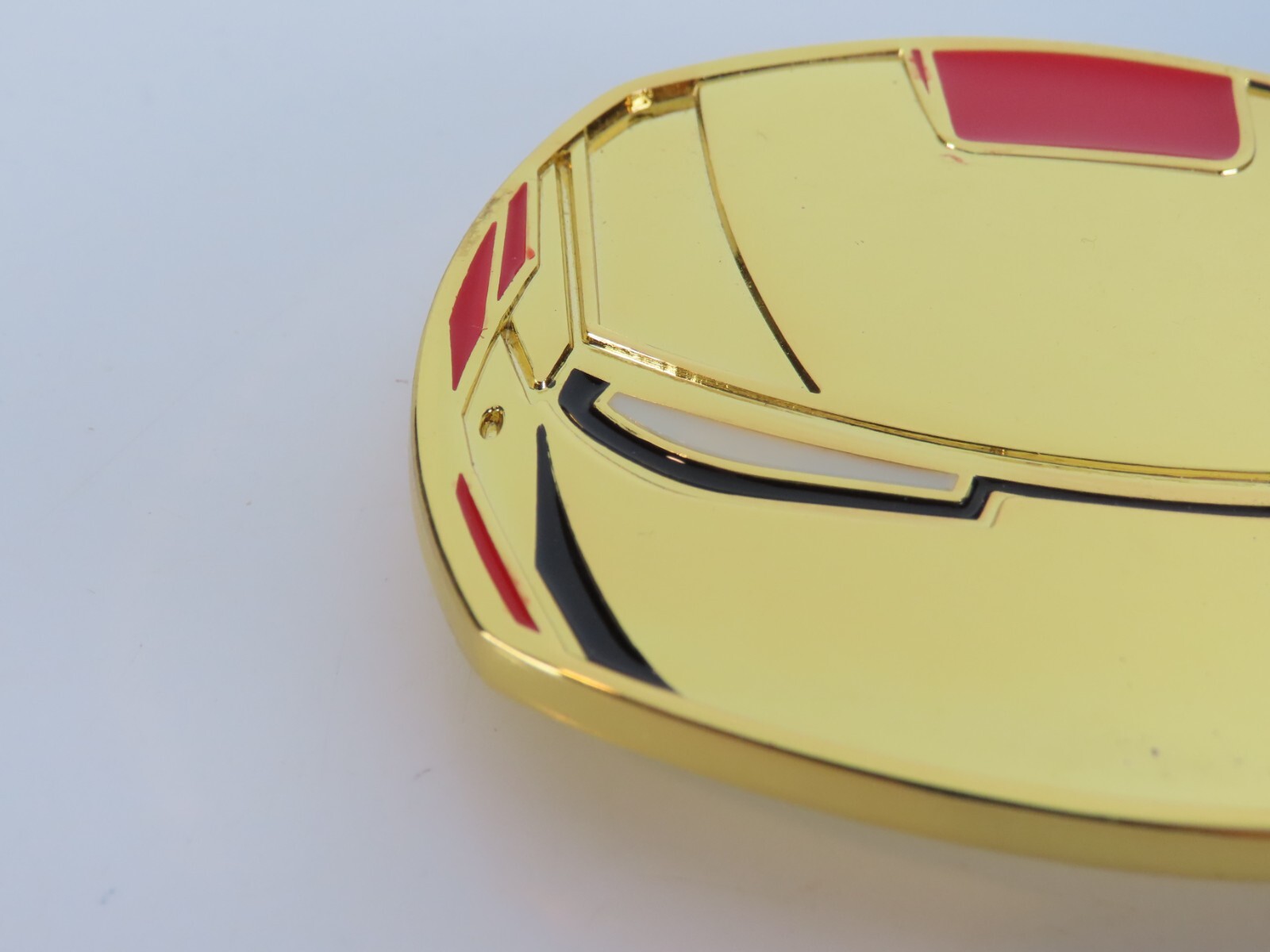 Iron Man Helmet Gold Tone Belt Buckle 2010 Marvel Comics