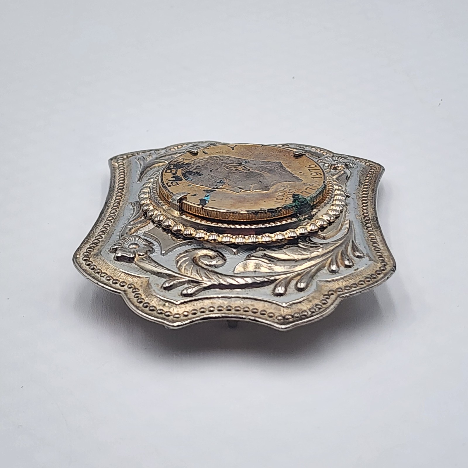 Vintage Eisenhower Dollar Belt Buckle 1776-1976 Bicentennial Gold Silver Tones