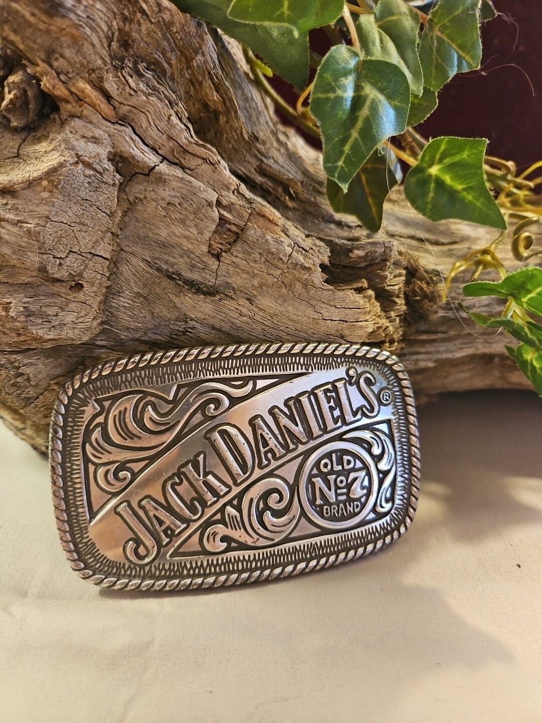 TC13138 Really Great Sha2005 **JACK DANIEL&rsquo;S OLD NO. 7 BRAND** BOOZE BELT BUCKLE