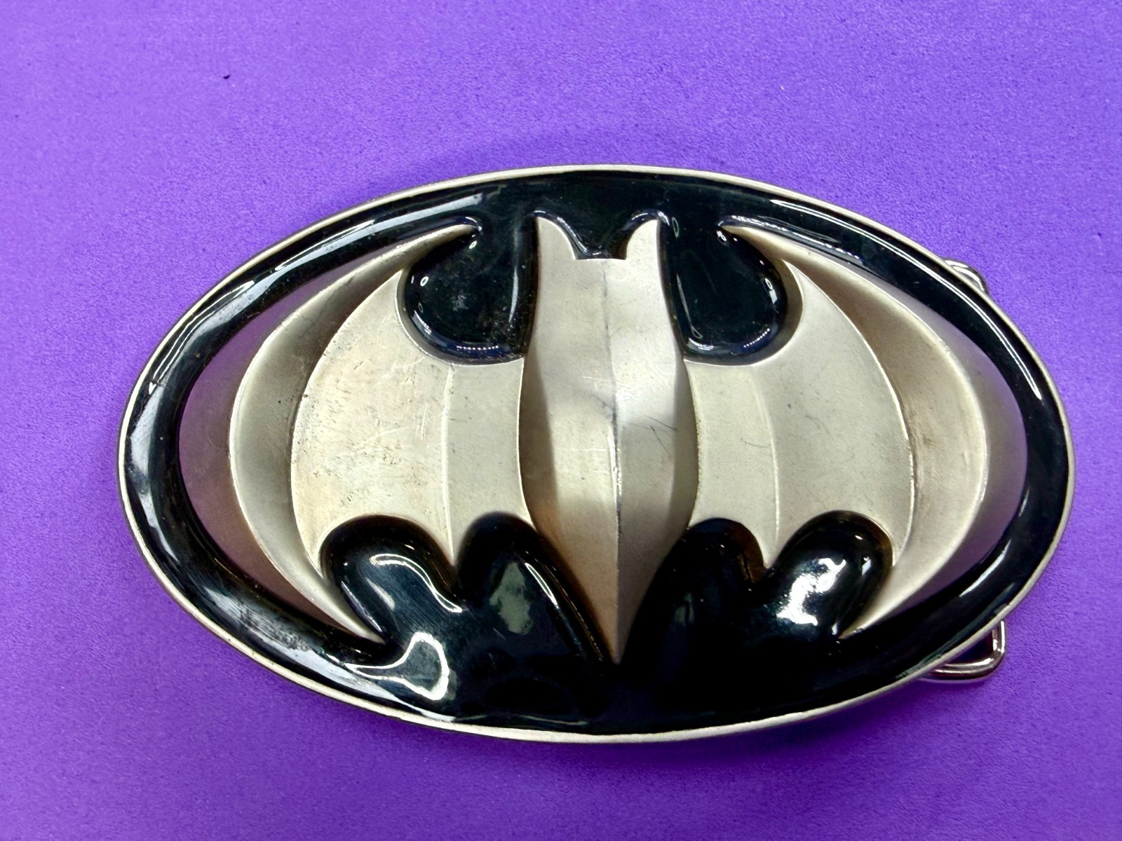 Batman DC Comics Superhero S07 Black & Silver Color Used Oval Belt Buckle