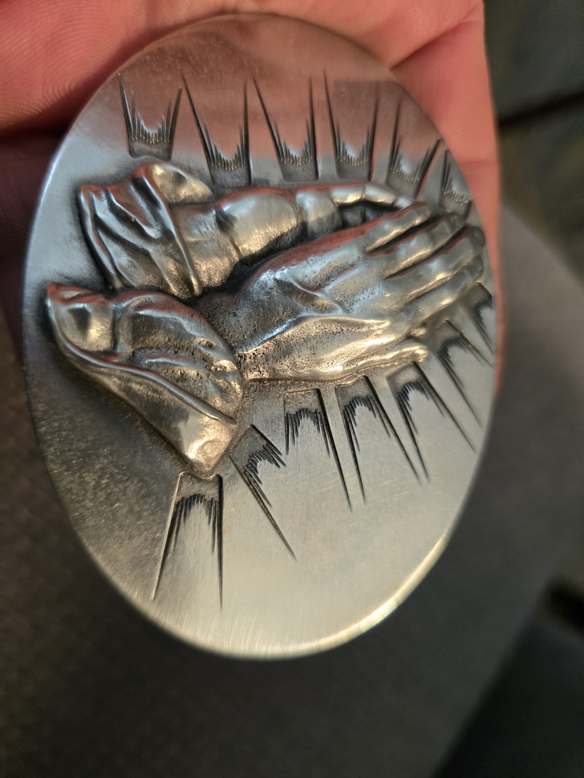 Praying Hands Vintage retro GREAT AMERICAN PRODUCTS BELT BUCKLE