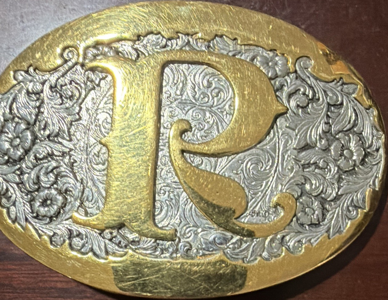 Nocona Men&rsquo;s Metal Oval Western Belt Buckle Floral Gold Silver Initial R 1.5&Prime;