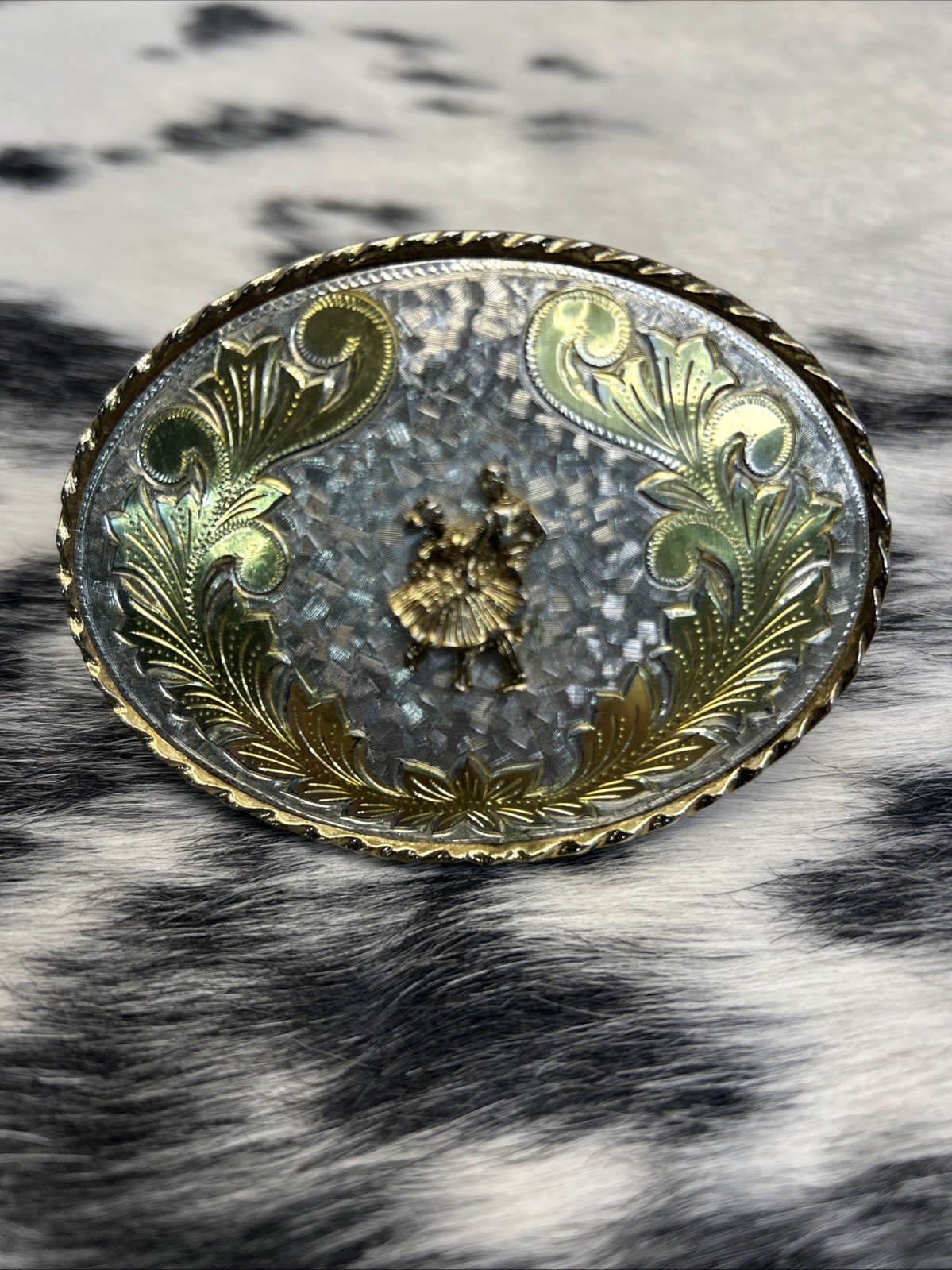 Men&rsquo;s W USA Square-Dancing Western 2-Tone Oval Belt Buckle (RF1064)