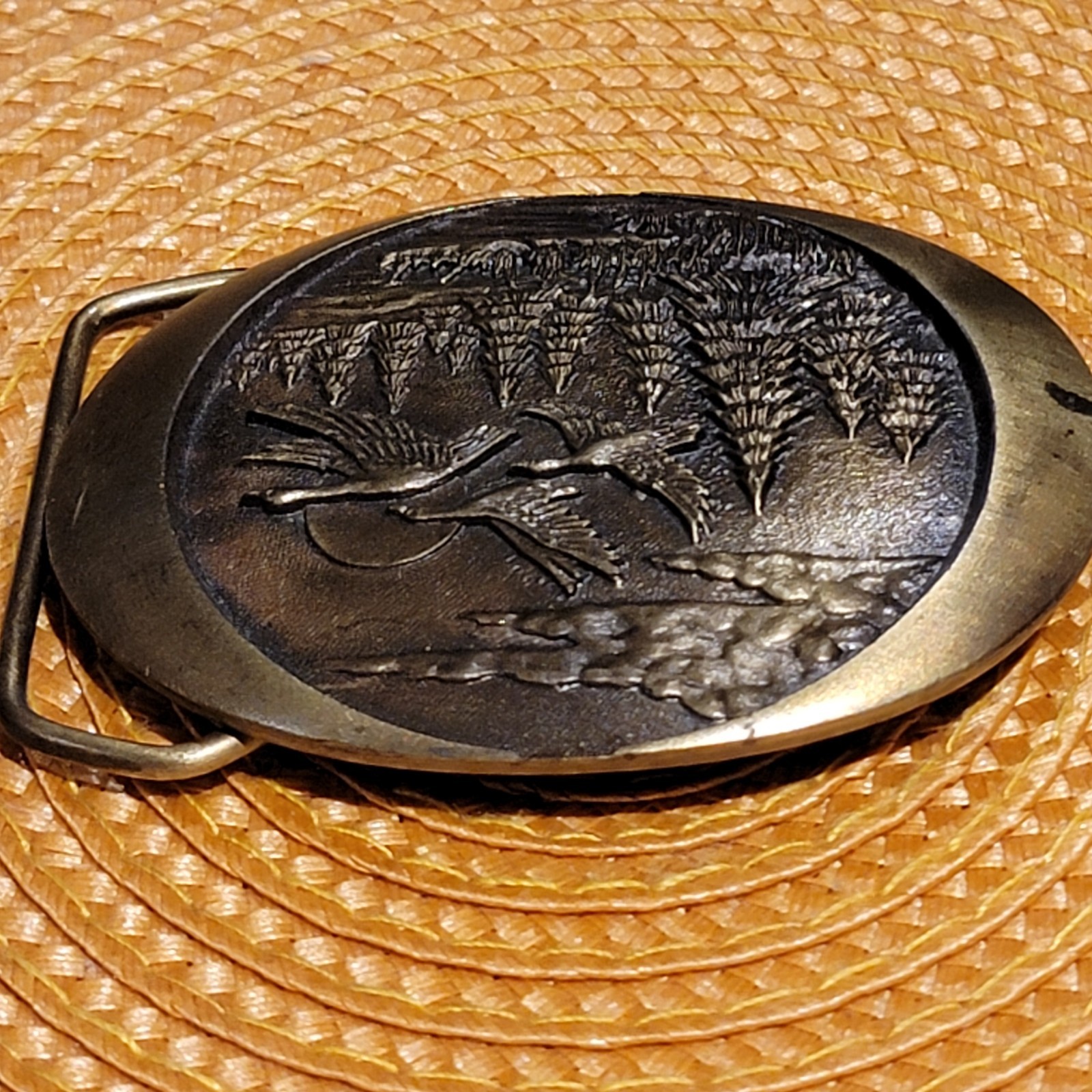 VTG 1982 Indiana Metal Craft Flying Geese Belt Buckle Brass Cowboy Nature