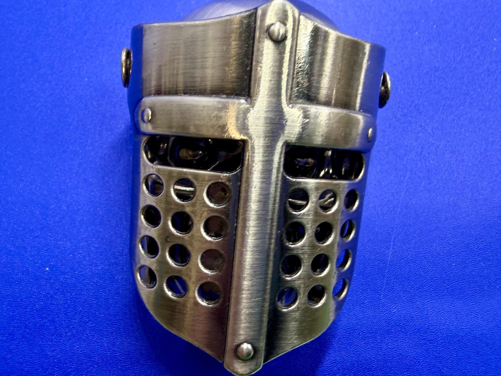 Skull Wearing Hinged Knights Helmet Medieval Figural Moving Shield Belt Buckle