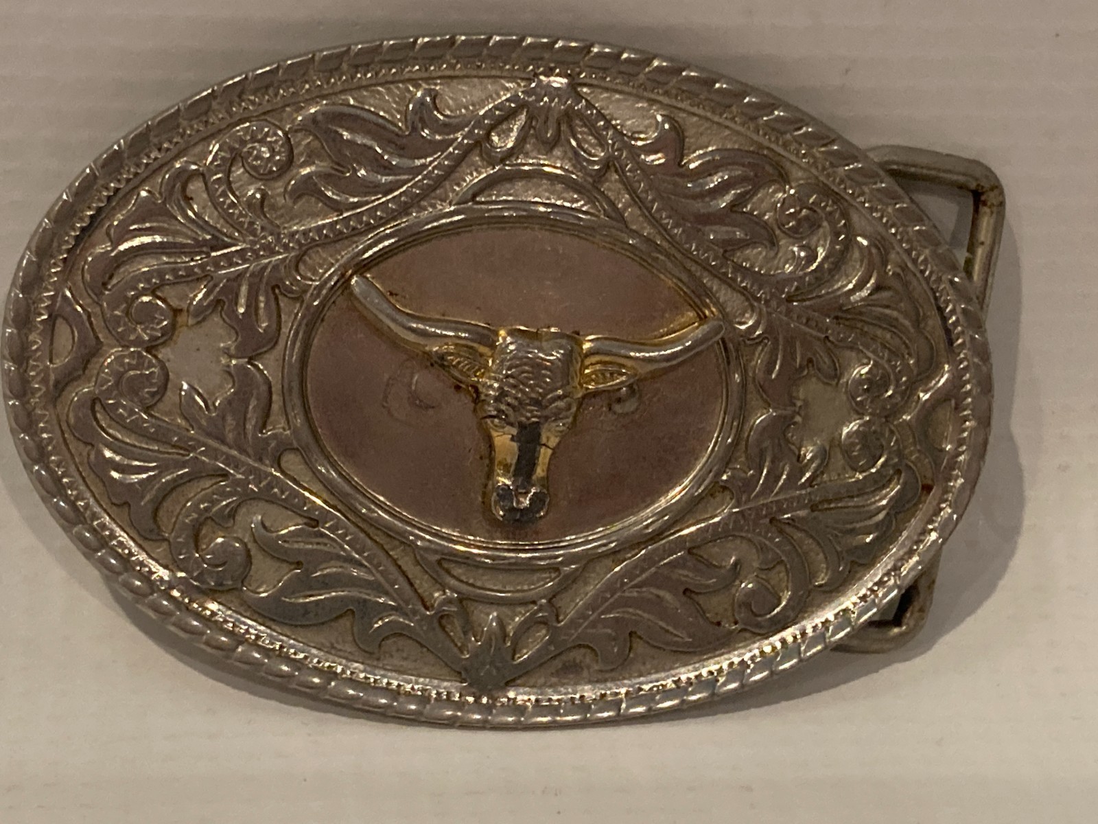 Texas Longhorn Silver & Gold Tone Oval Belt Buckle 2&Prime; x 3&Prime;