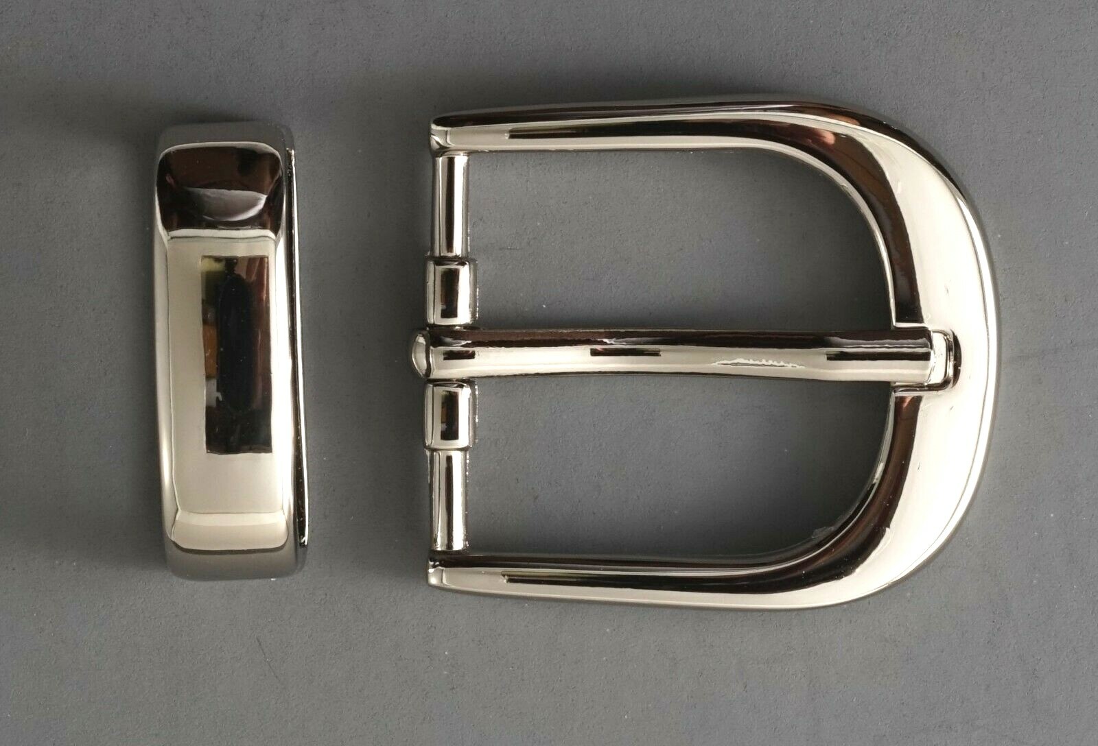 1 inch (25mm) metal pin buckle(216AB) w/metal keeper in silver color USA