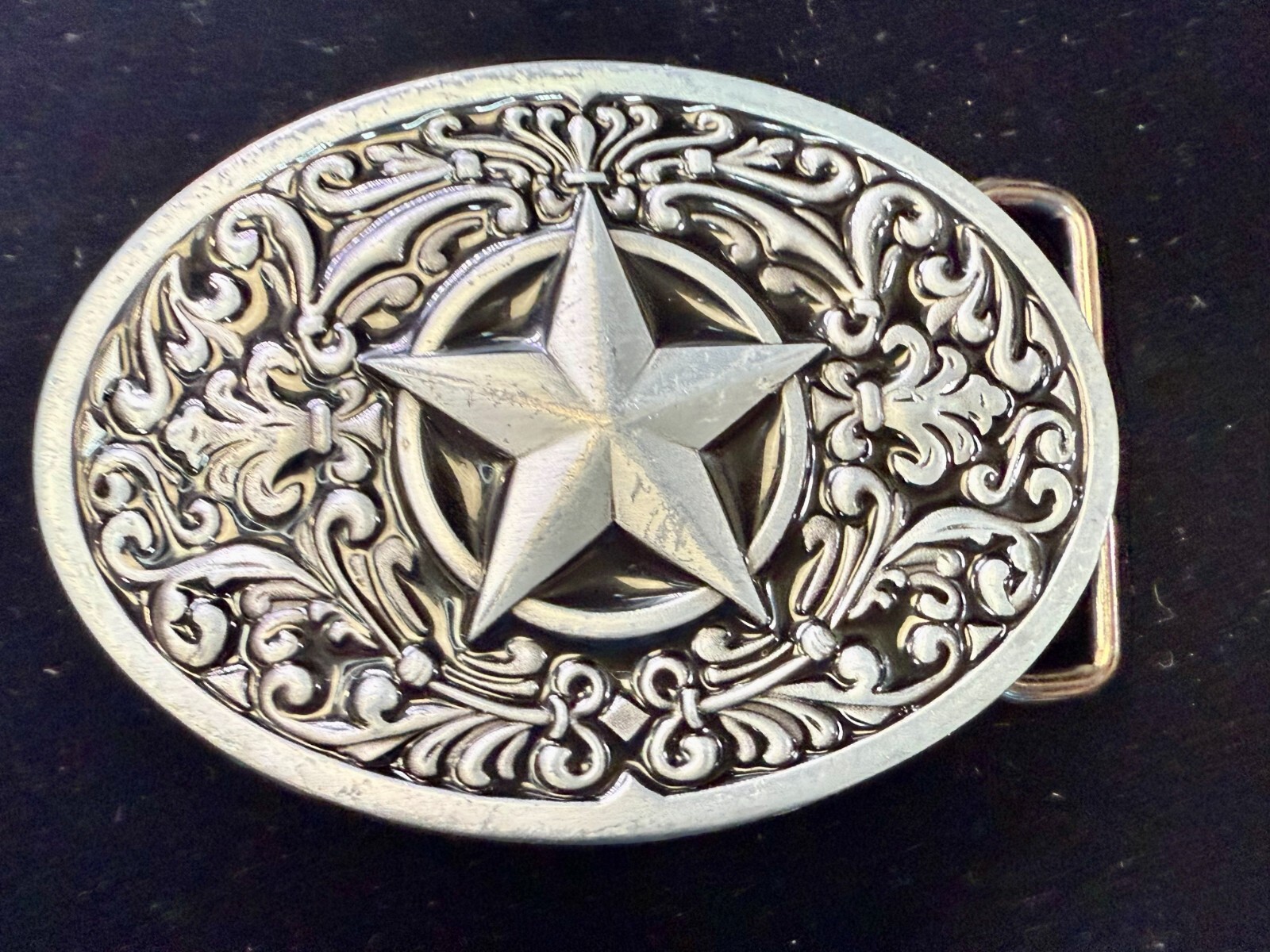 Centered Lone Star Fleur De Lis Design Swirl Silver & Balck Color Belt Buckle