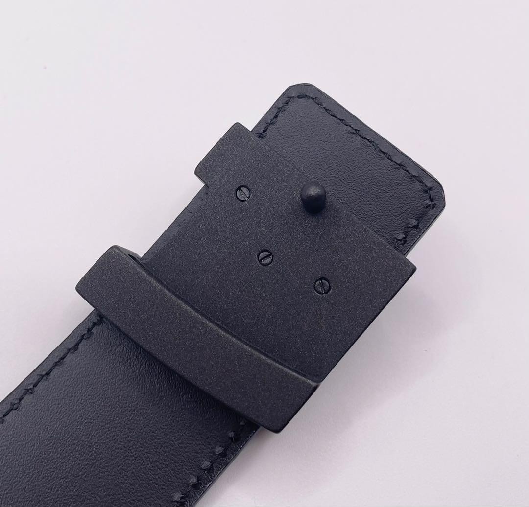 Louis Vuitton Pre-Owned Taiga Belt M6897 Suntulle Initial