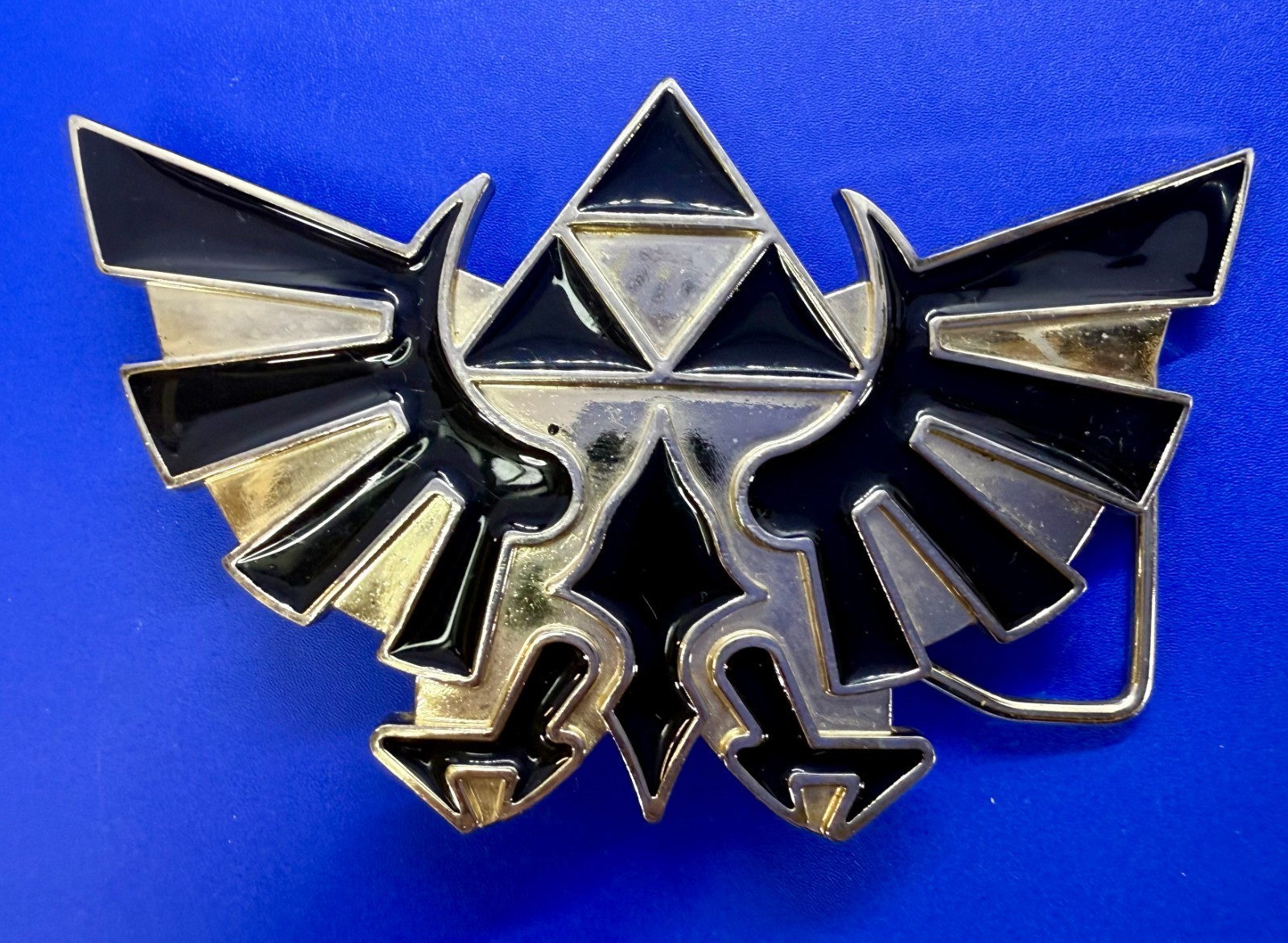 The Legend Of Zelda Black Golden Crest Triforce Nintendo Belt Buckle