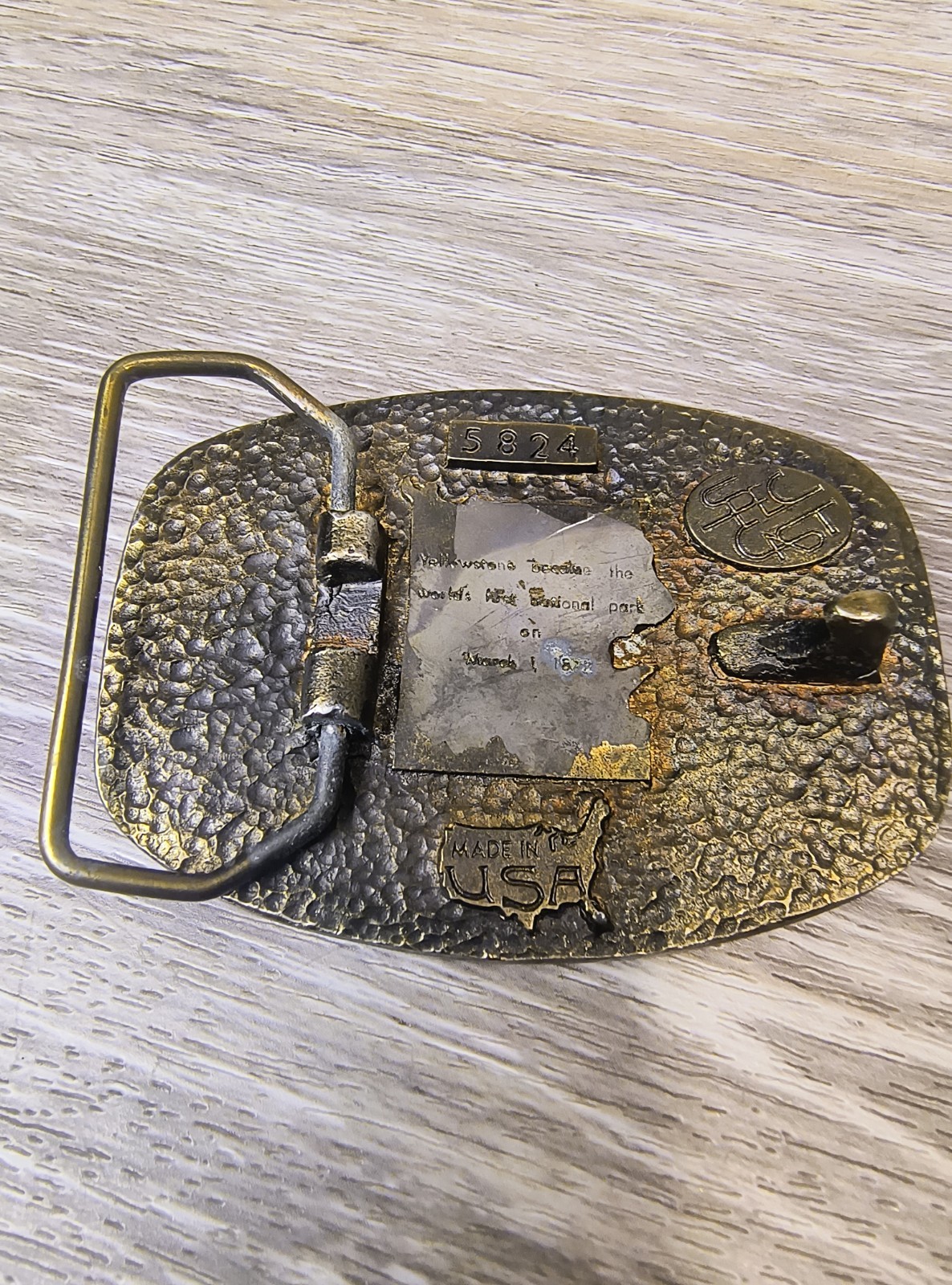 Spec-Cast Yellowstone National Forest ELK Belt Buckle 5824