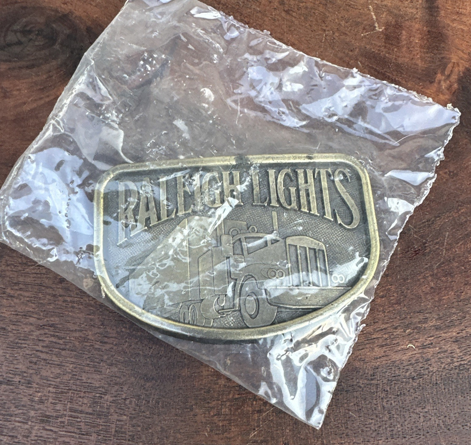 Raleigh Lights Belt Buckle Pewter Tobacco Cigarettes Semi-Truck 3.5&Prime;x2.5&Prime; Vtg