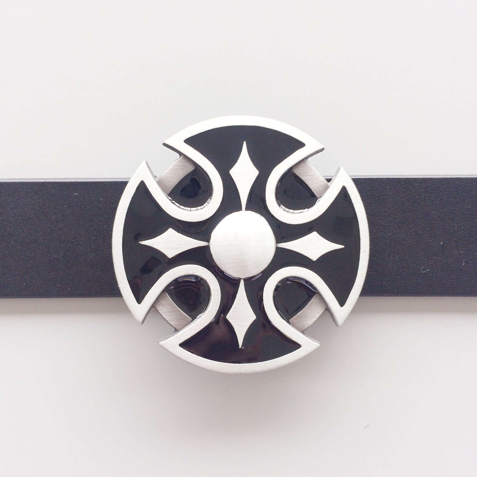 Antique Silver Enamel Round Celtic Cross Vintage Belt Buckle Boucle de Ceinture