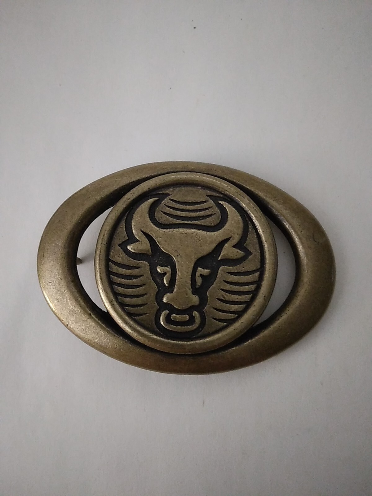 1980&rsquo;s Vintage Brass Bull Belt Buckle – Bull w/ ring in nose – Rodeo – Bullrider