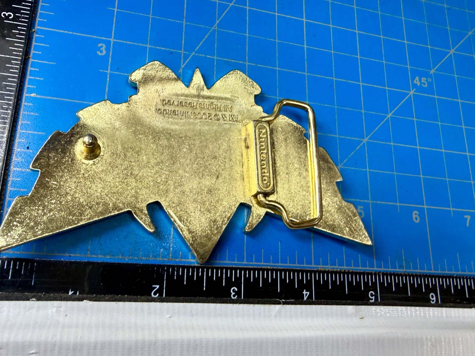 The Legend of Zelda Iconic Golden Hylian Crest 2008 Nintendo Belt Buckle