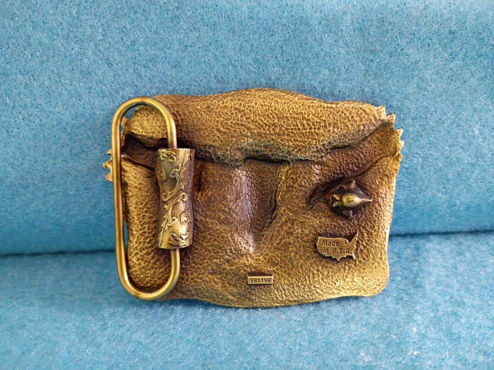 Vintage Golden Eagles NRA Belt Buckle 3D Eagle Rope Edging National Rifle Assoc