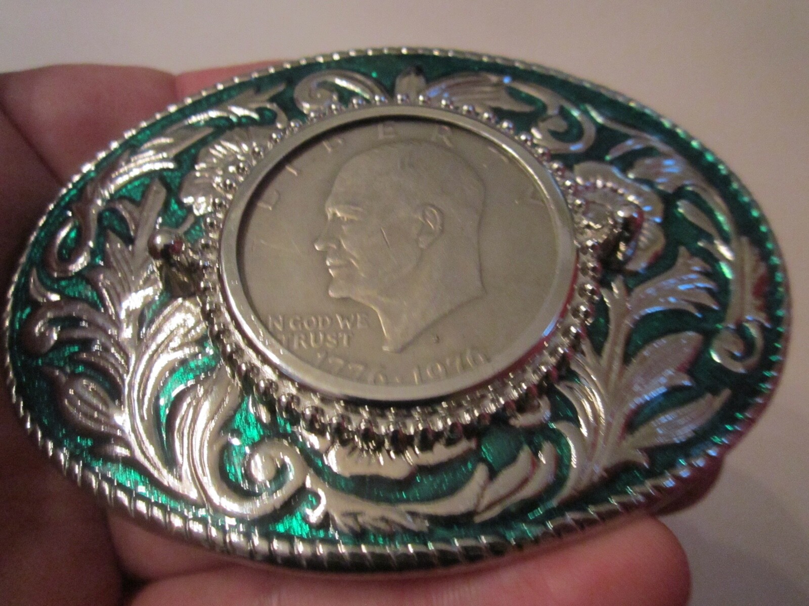 1976 BICENTENNIAL LIBERTY SILVER DOLLAR COIN BELT BUCKLE – GW-12