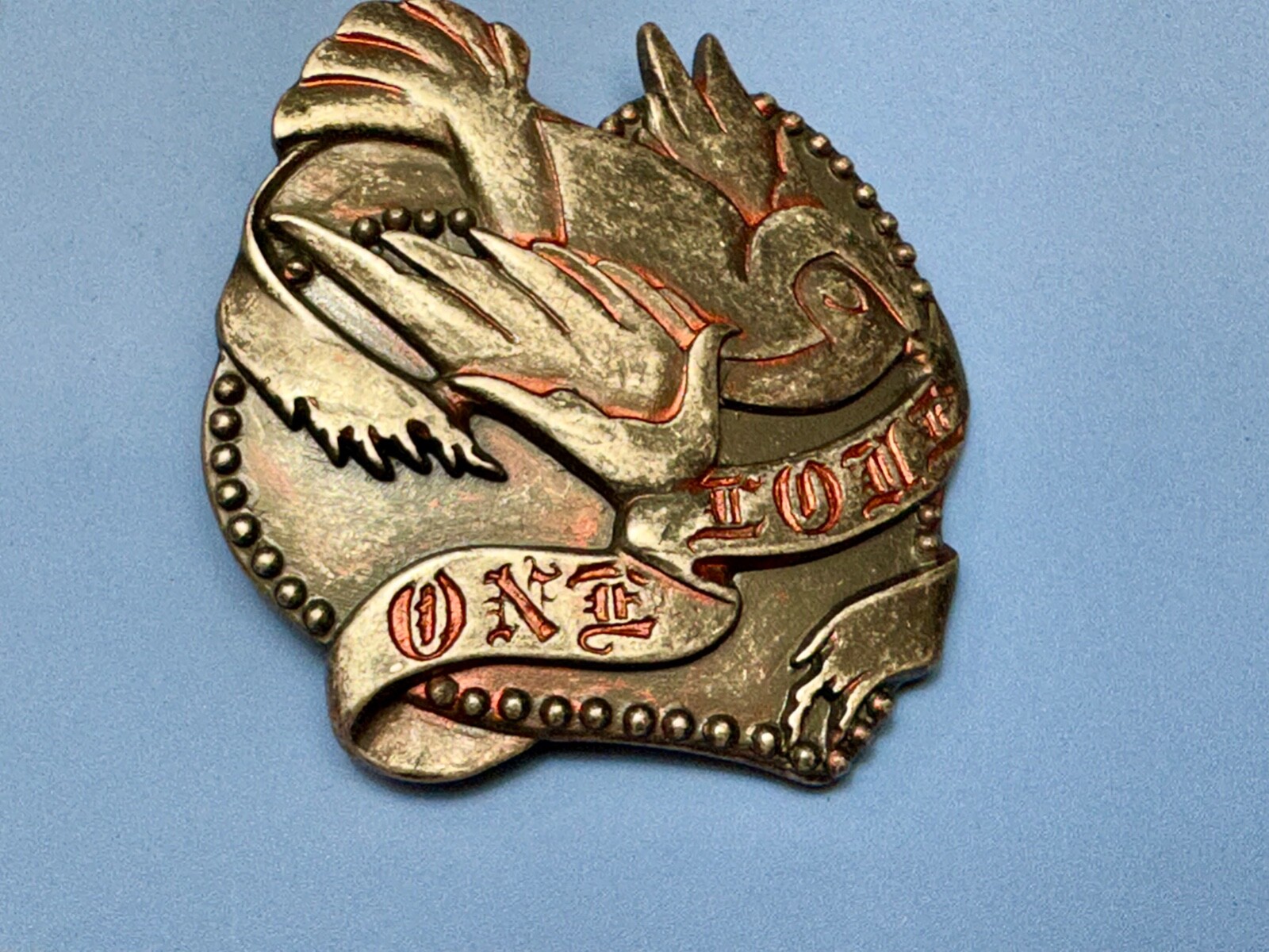 One Love – Cutout Dove Birds Hippie Peace Emblem Belt Buckle By Enmon