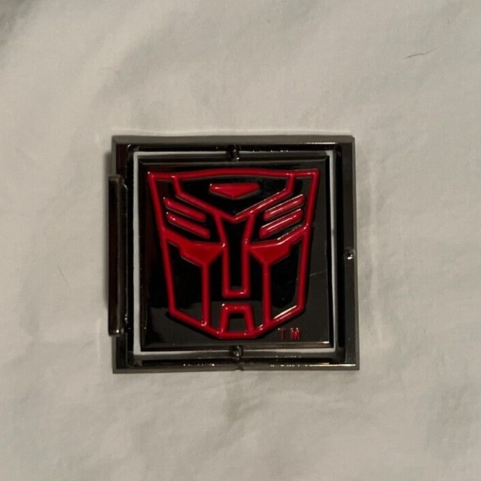 2006 TRANSFORMERS AUTOBOT DECEPTICON REVERSIBLE BELT BUCKLE HASBRO