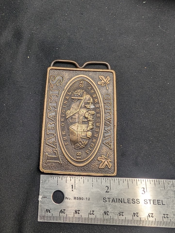 Vintage 1976 Labatt&rsquo;s « The Original Pioneer Brewery » Belt Buckle