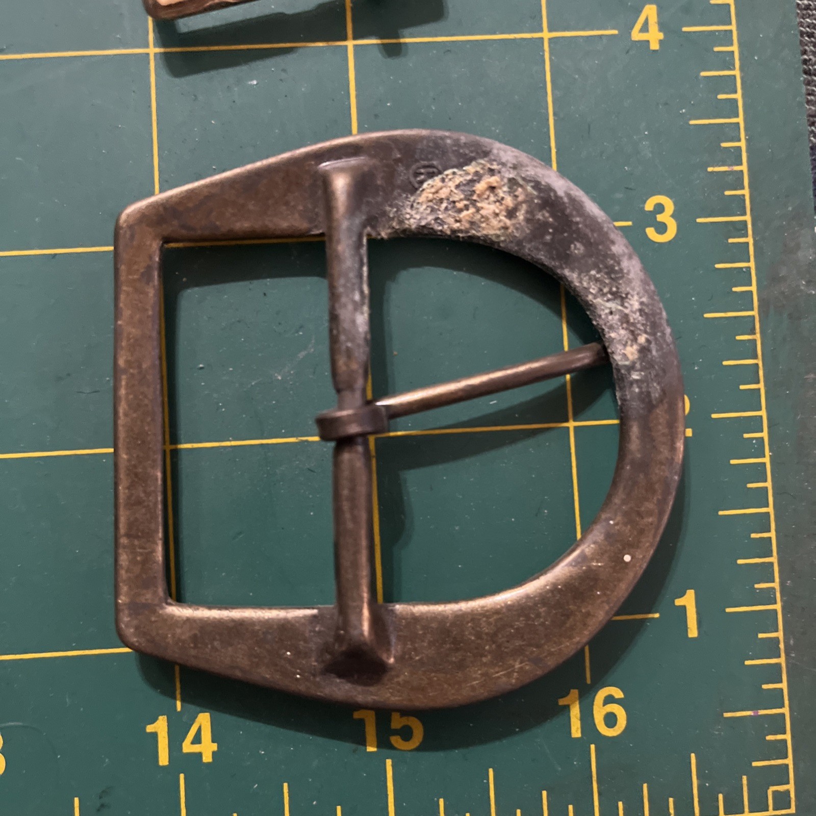 Lot 10 Brass Vintage Mens & Women&rsquo;s Belt Buckles