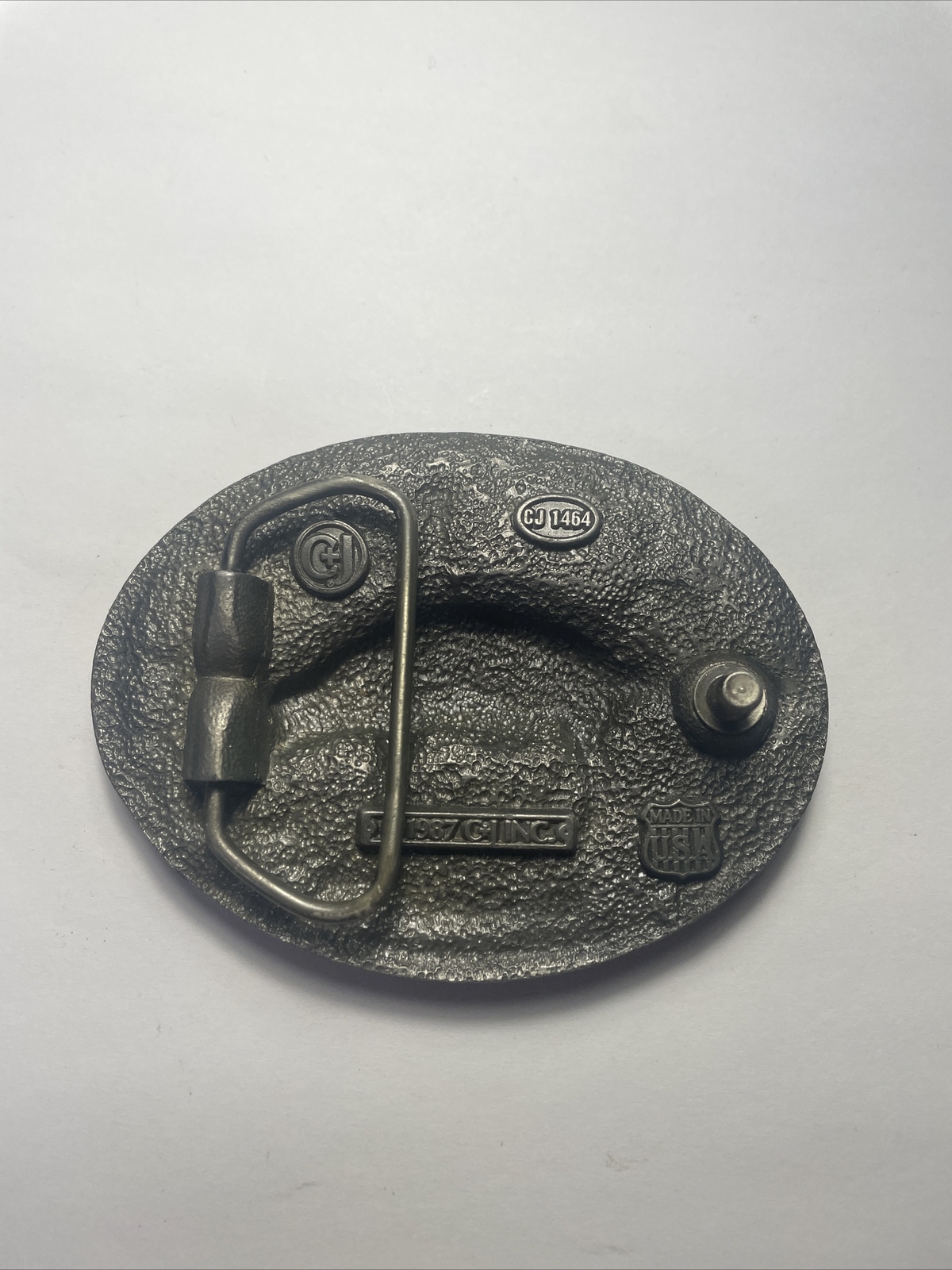 1987 BELT BUCKLE VINTAGE PIG IN PIGPEN C&J INC. MADE IN USA Farmers Farming Hog
