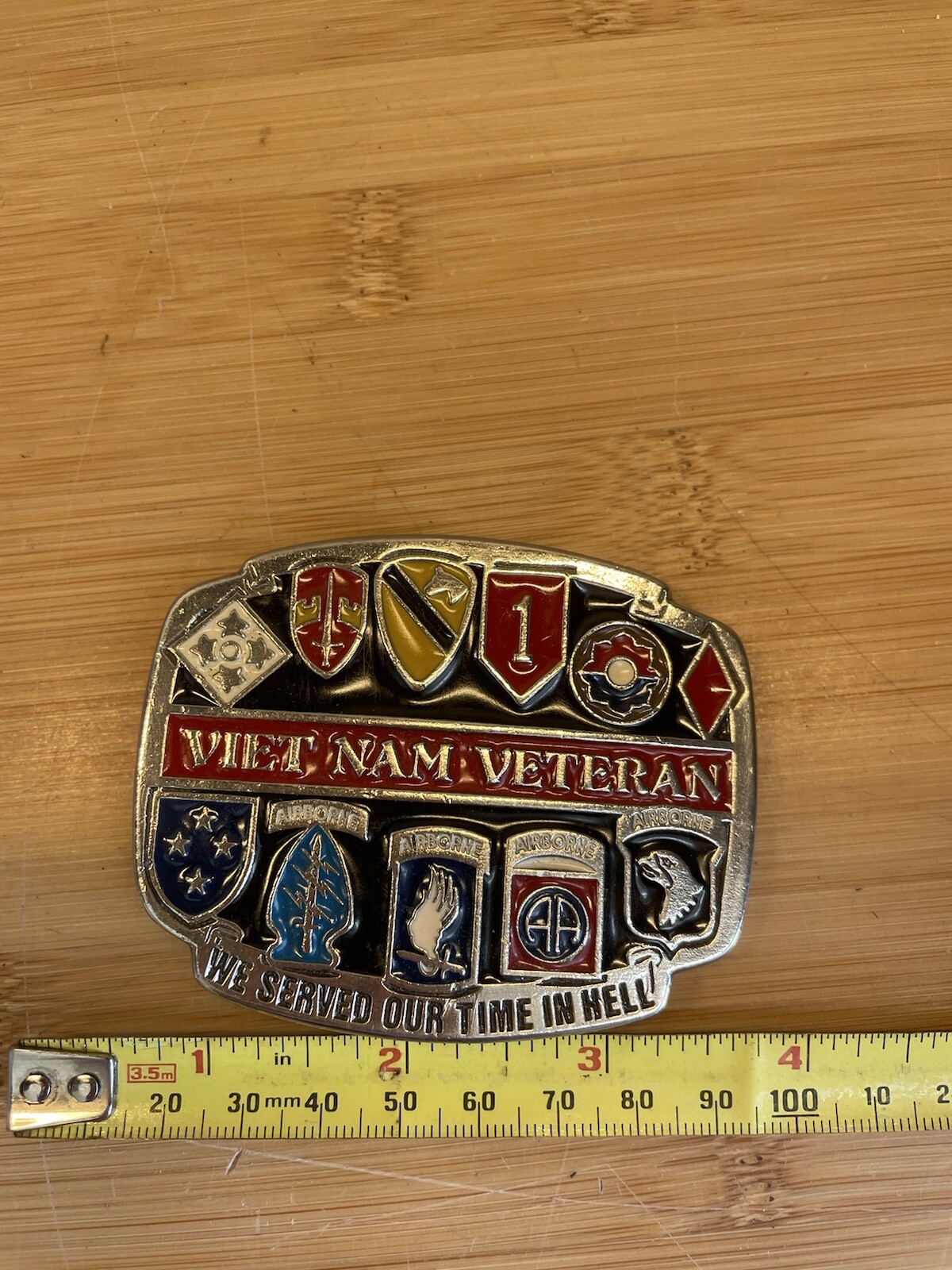 VINTAGE AIRBORNE VIETNAM VETERAN DESIGN BELT BUCKLE – HEAVY – GW17