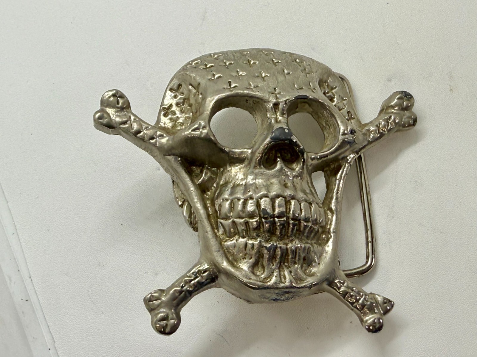 Skull Head Crossbones Halloween Biker Gothic Punk Vibe Belt Buckle
