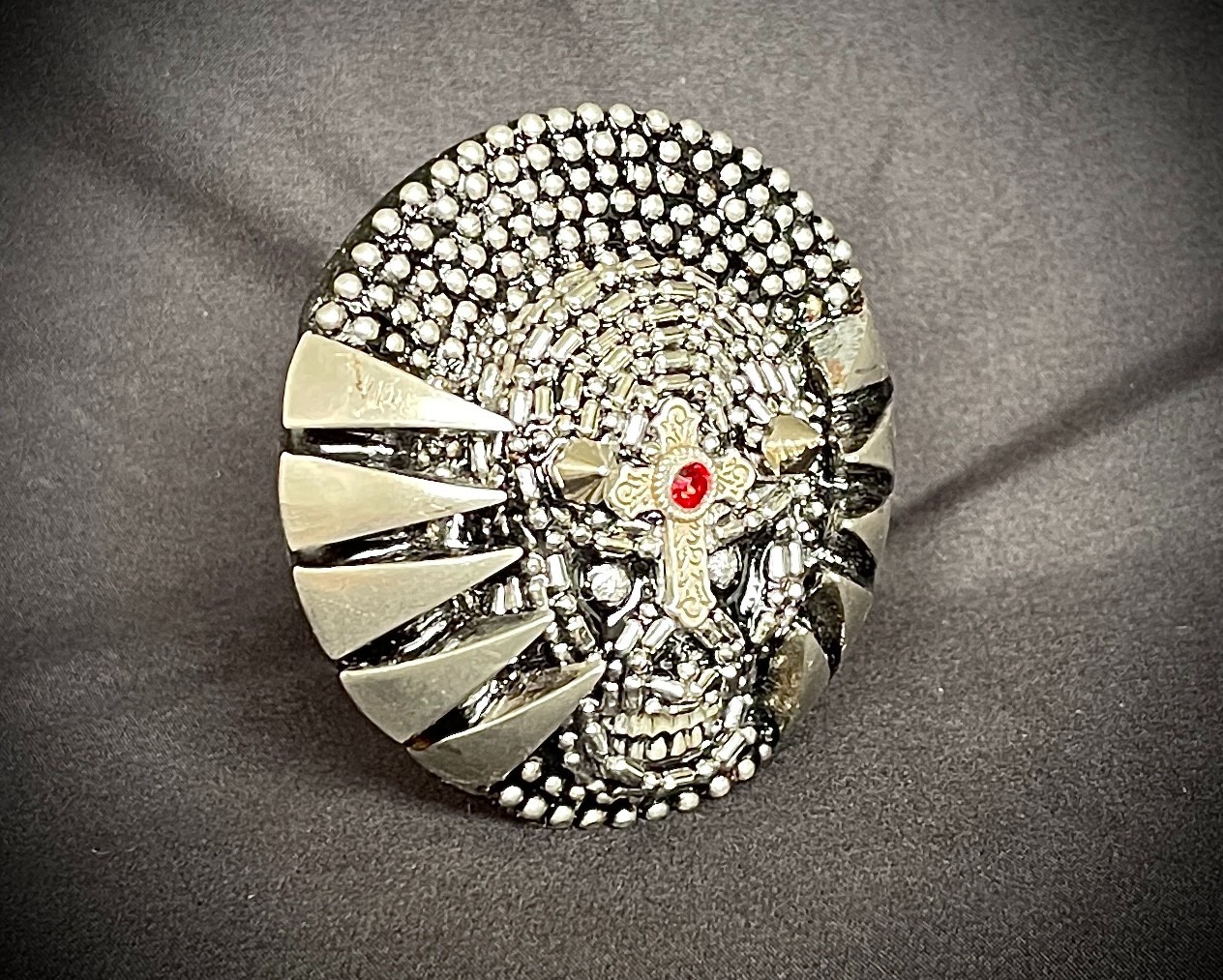 “War Cry: The Iron Martyr” Skull Gothic Ind. Belt Buckle OOAK Darren McNeese