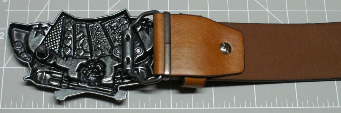 Gambling Belt Buckle and Belt Poker Hearts Guns Roses 36&Prime; – 37&Prime; Waist A160
