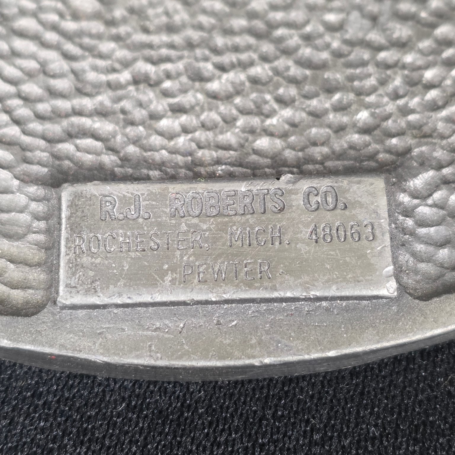 Body by Fisher Belt Buckle Pewter 3.5×2.25in Vintage Coach Car Engraved