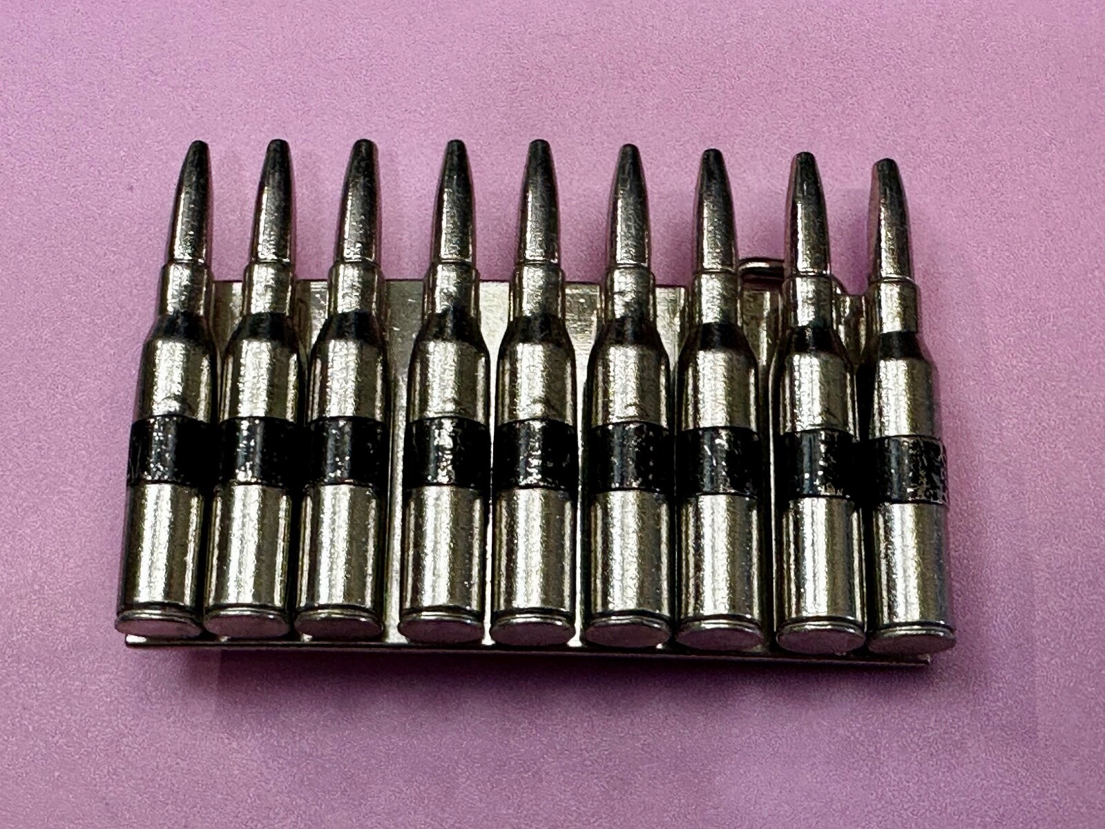 Gun Bullet&rsquo;s Shell Casing Chain Ammo Clip Figural Belt Buckle