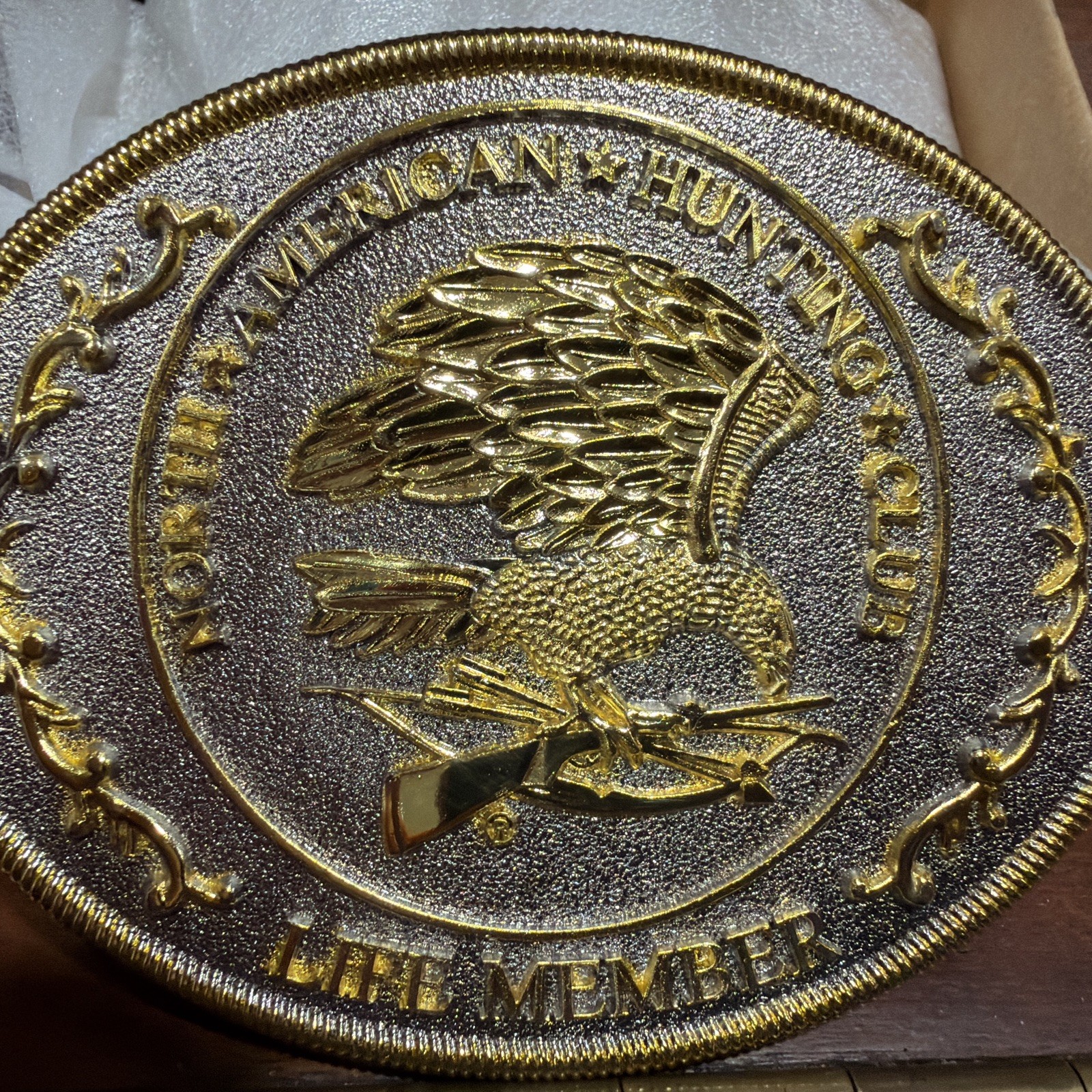 North American Hunting Club Wings of Gold Mens Wstrn Belt Buckle