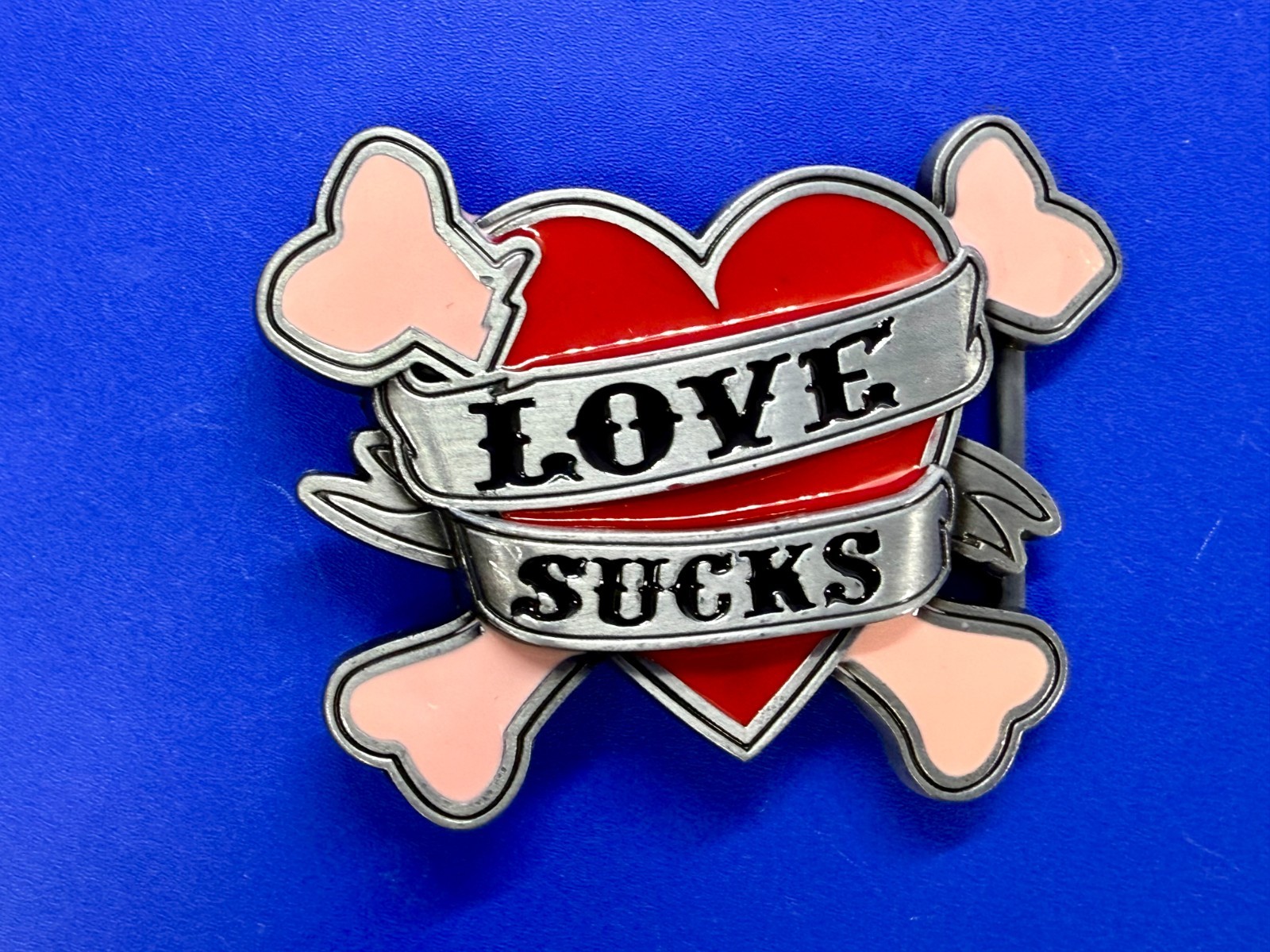 LOVE SUCKS Red Hearts Pink Crossbones Ladies Buckle Rage Belt Buckle