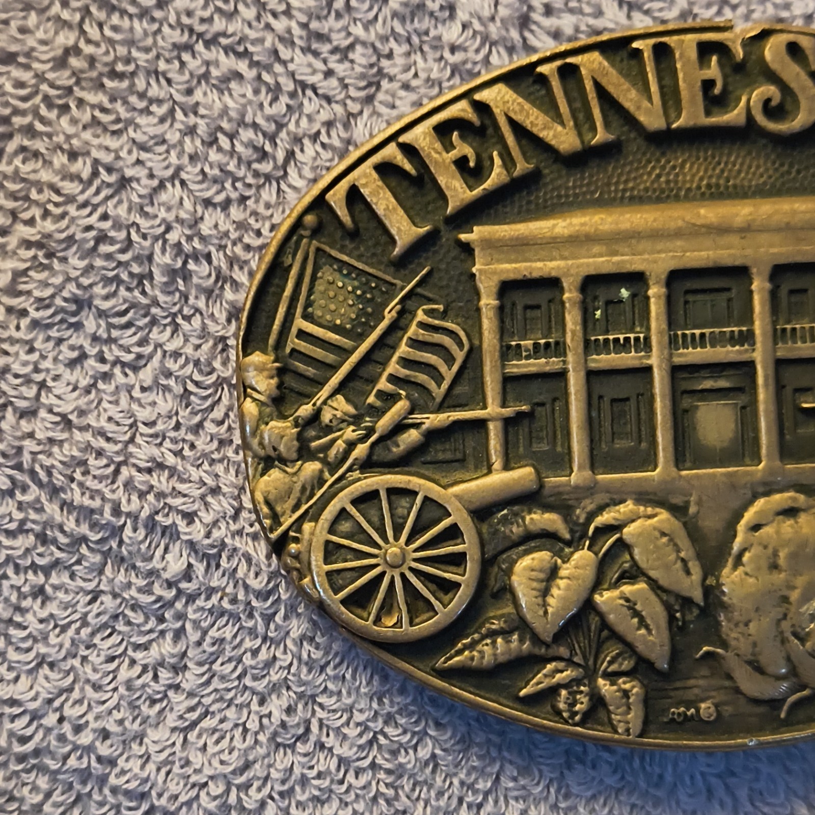 Vintage Tennessee Solid Brass Oval Western Belt Buckle 1.5in Awards Design Medal