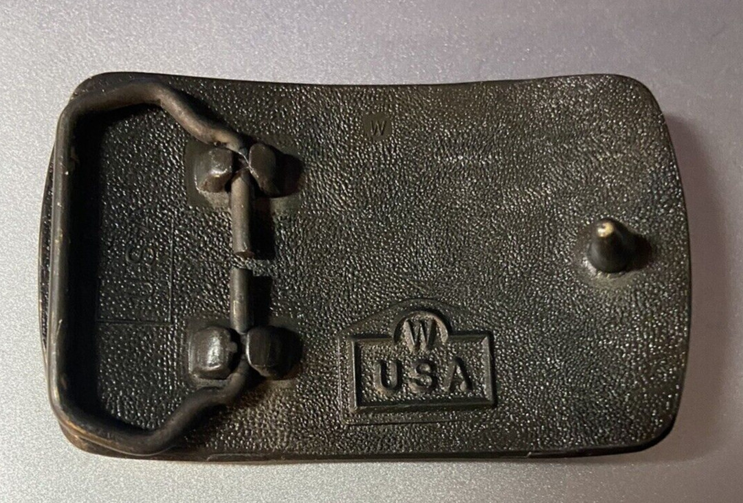 BELT BUCKLE (Made in the USA): Featuring « Horses »