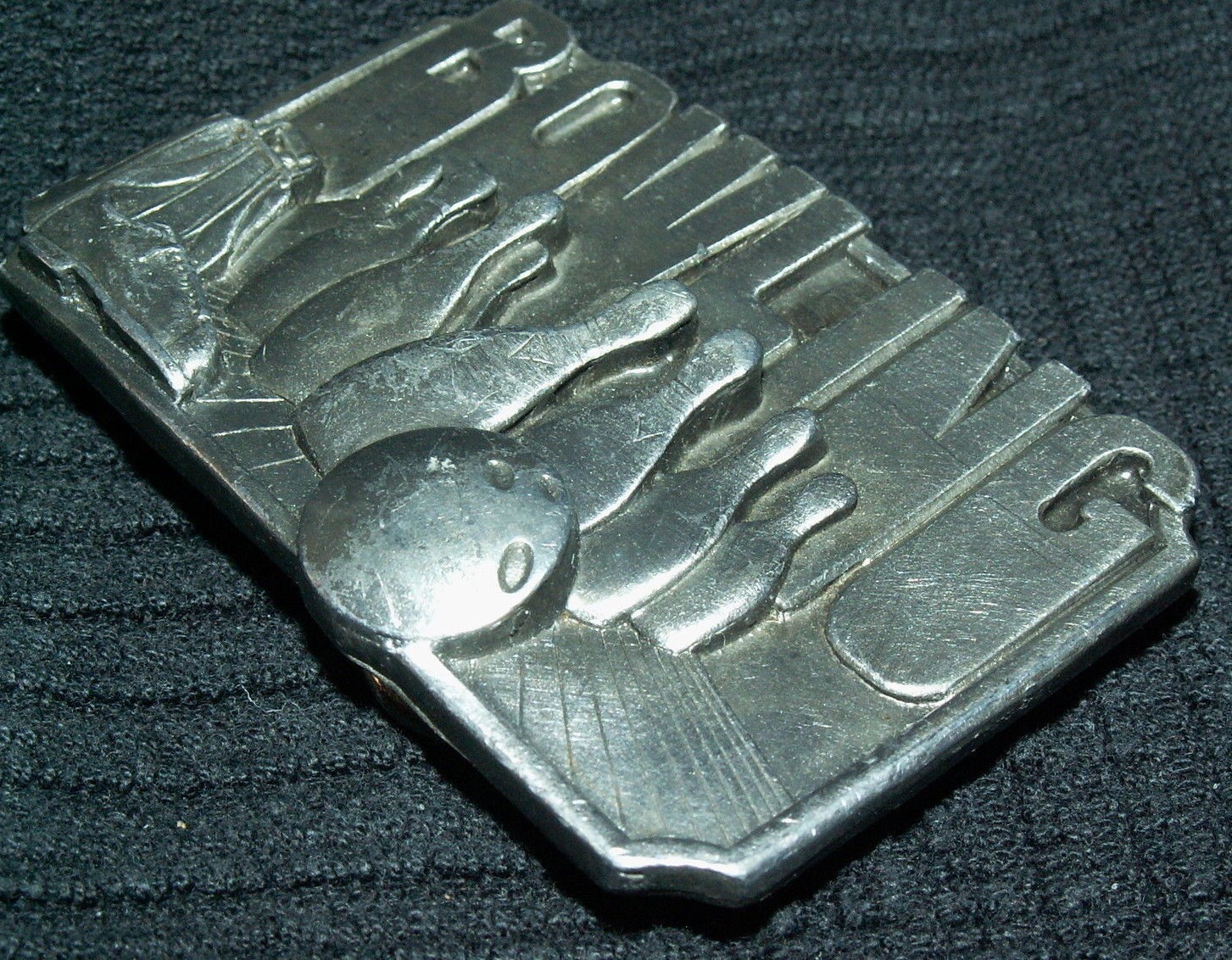 BOWLING BELT BUCKLE SISKIYOU CO WILLIAMS OREGON 1985 PINS SHOES BALL METAL 0-30.